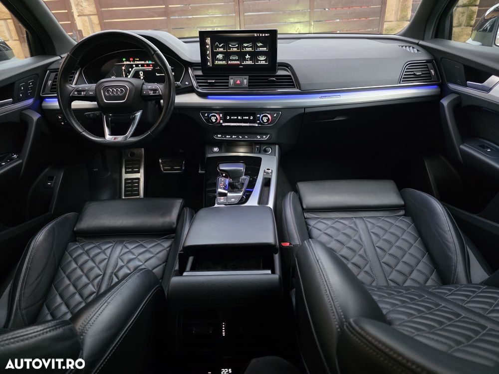 Audi Q5 40 TDI quattro S tronic S line - 1