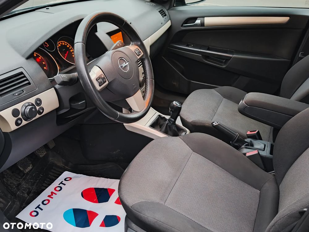 Opel Astra 1.6 Cosmo - 7