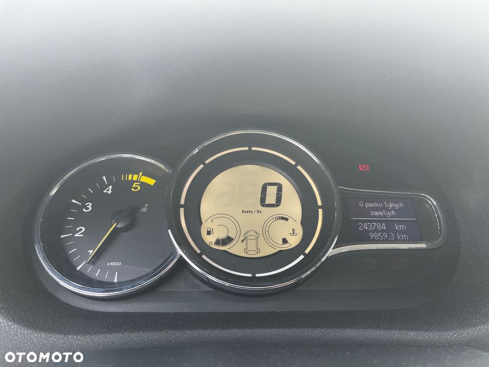Renault Megane 1.5 dCi Energy Life EU6 - 11