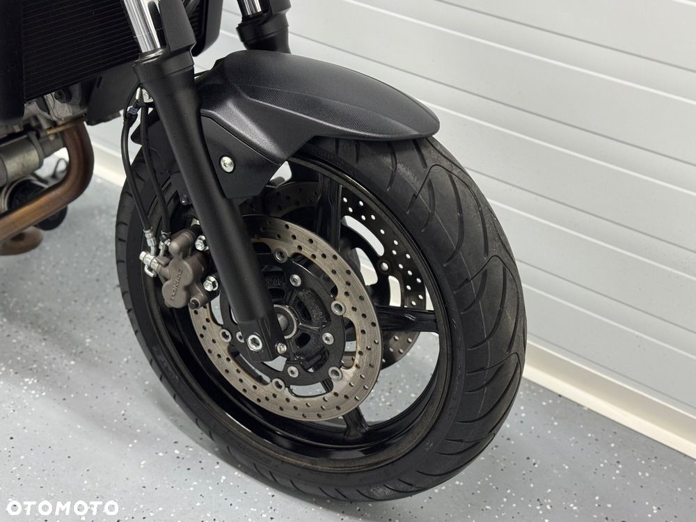 Suzuki SV - 12