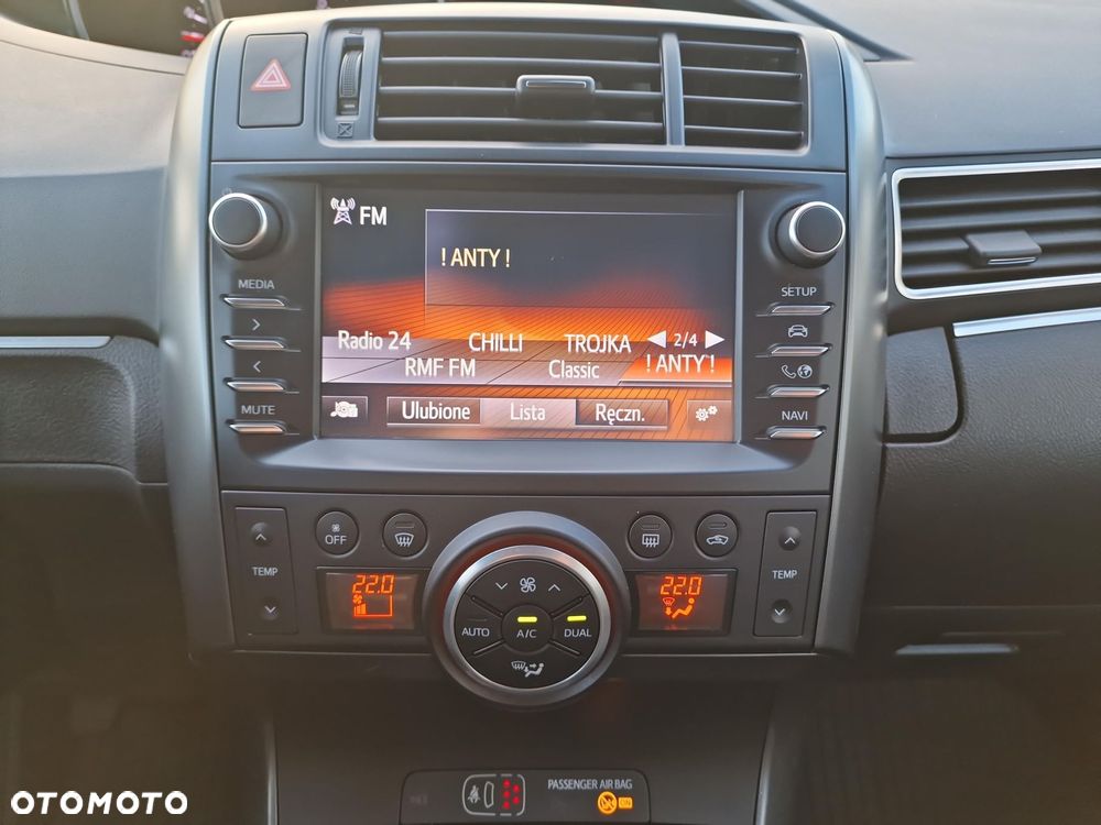 Toyota Verso 1.8 Premium 7os EU6 - 22