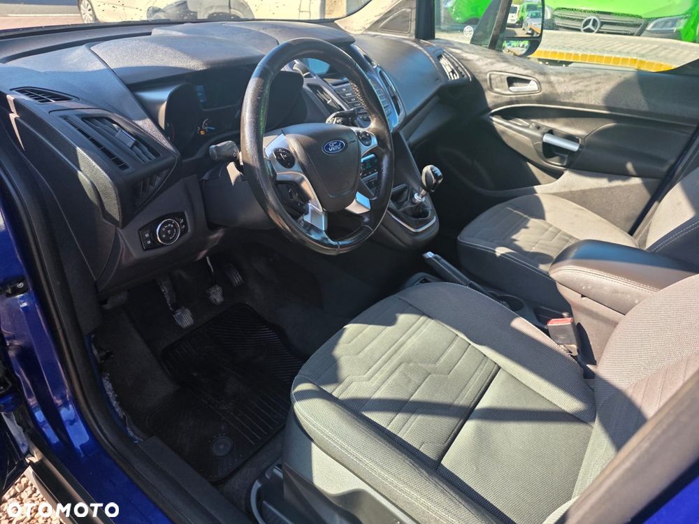Ford Tourneo Connect 1.5 TDCi Titanium - 10