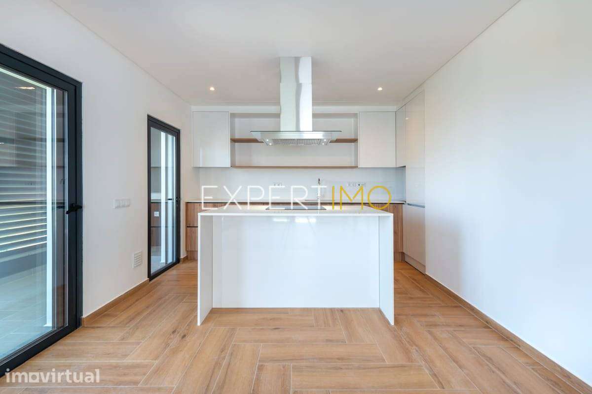 Apartamento T2 NOVO com garagem, arrecadação e piscina - Grande imagem: 5/59