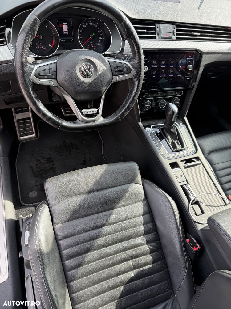 Volkswagen Passat Alltrack 2.0 TDI DSG 4Motion - 6