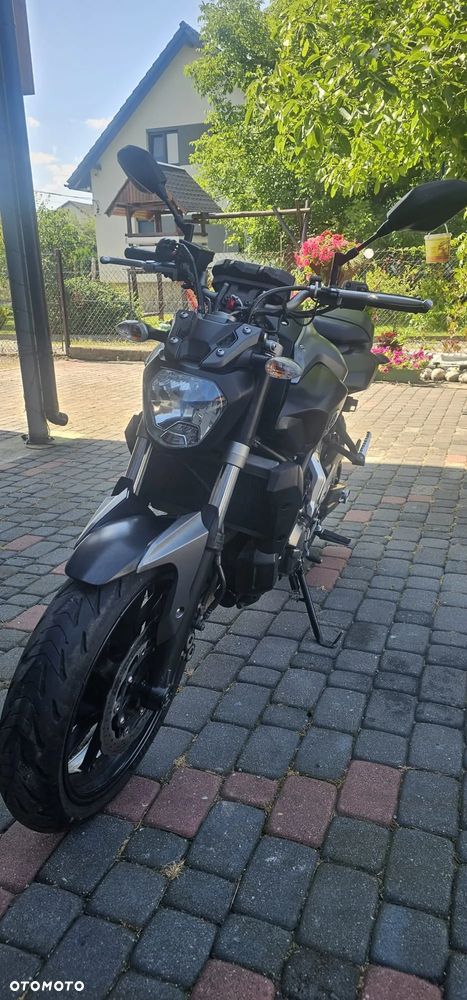 Yamaha MT - 9