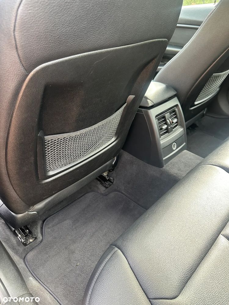 BMW Seria 3 328i xDrive - 28