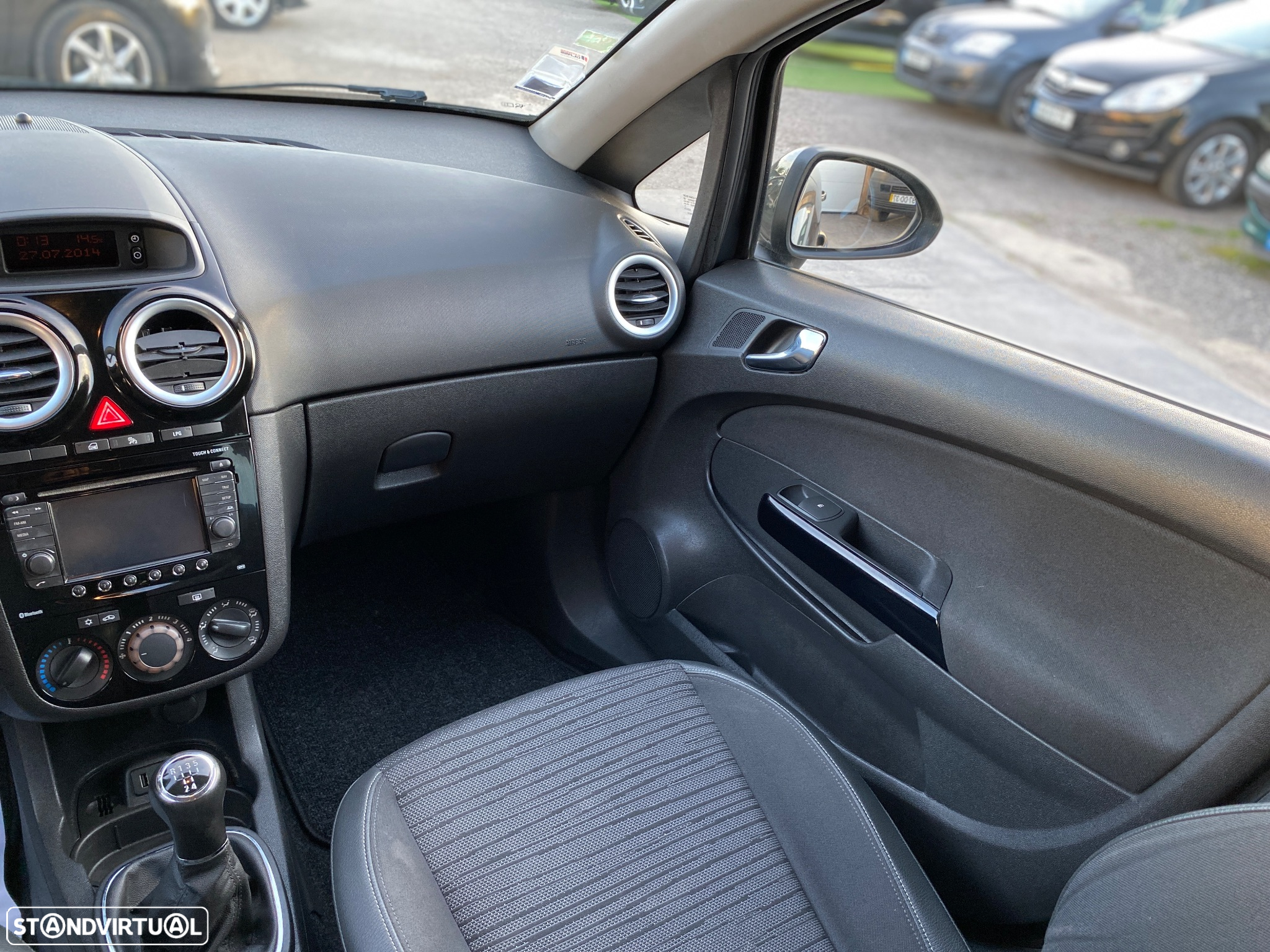 Opel Corsa 1.2 Go! FlexFuel - 15