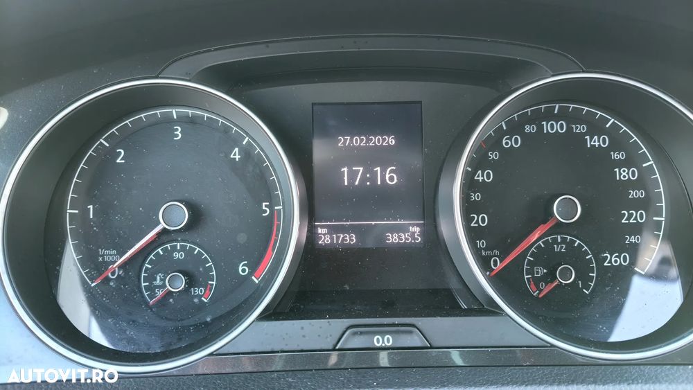 Volkswagen Golf 1.6 TDI (BlueMotion Technology) DSG Comfortline - 19