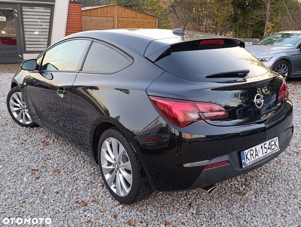 Opel Astra GTC 1.4 Turbo - 5