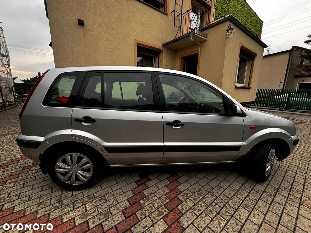 Ford Fusion 1.4 Trend - 4