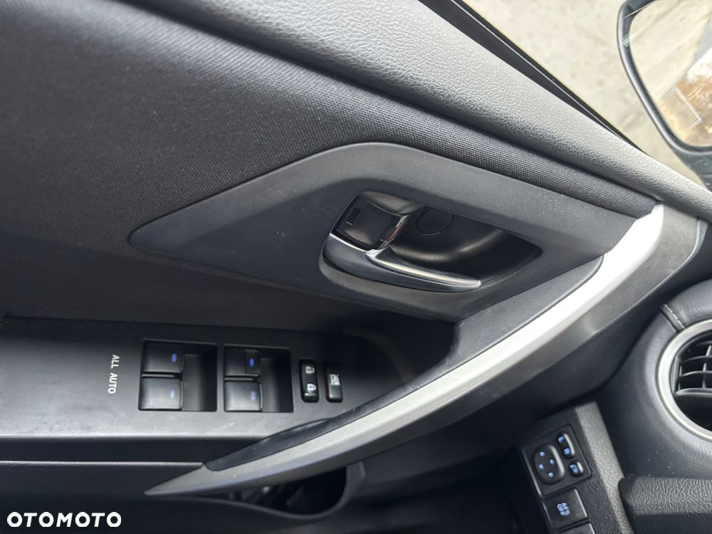 Toyota Auris 1.6 Premium Comfort MS - 9