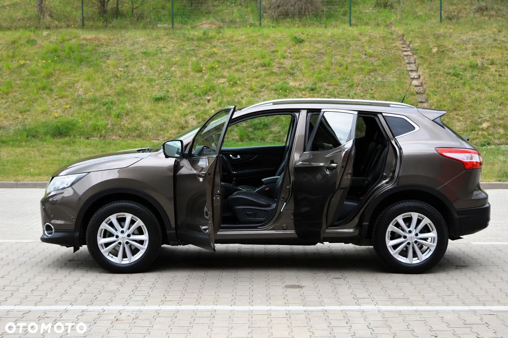 Nissan Qashqai 1.6 DIG-T N-Tec - 27