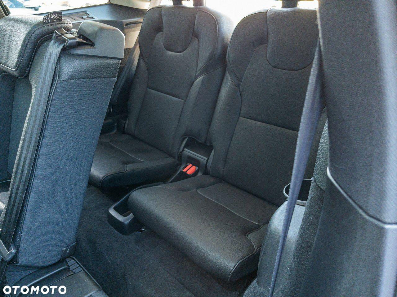 Volvo XC 90 - 37