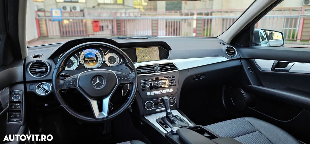 Mercedes-Benz C 220 (BlueTEC) d 7G-TRONIC Avantgarde - 19