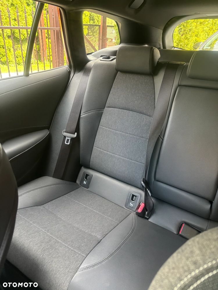 Toyota Corolla - 3