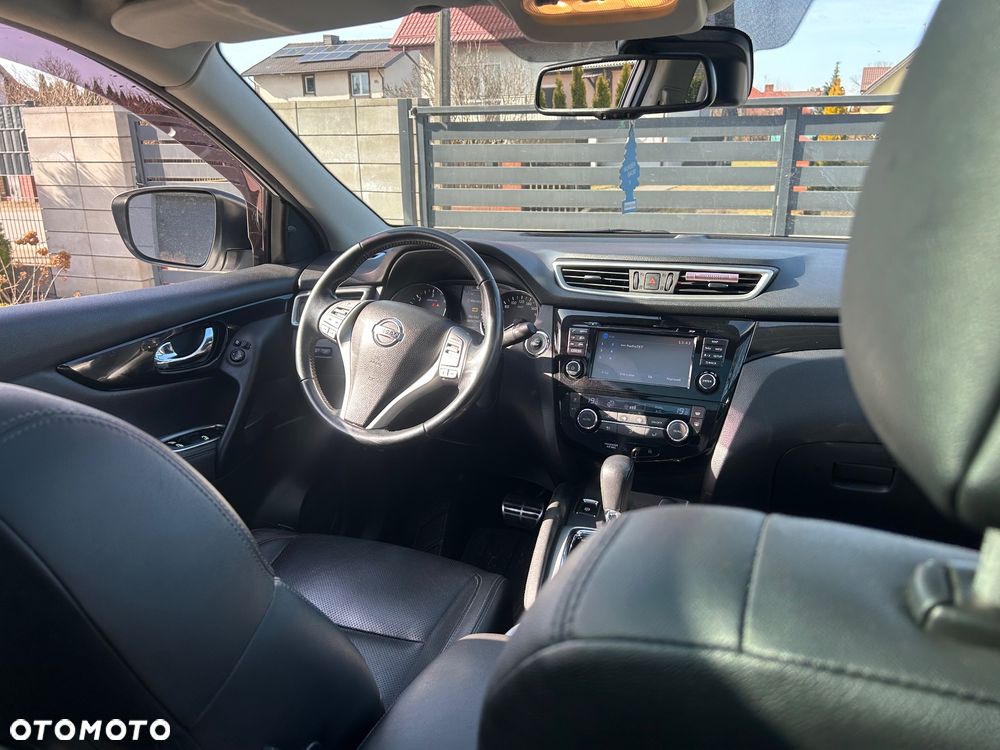 Nissan Qashqai 1.6 dCi Xtronic TEKNA+ - 16