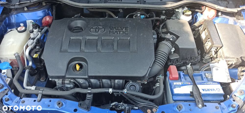Toyota Auris 1.6 Selection - 30