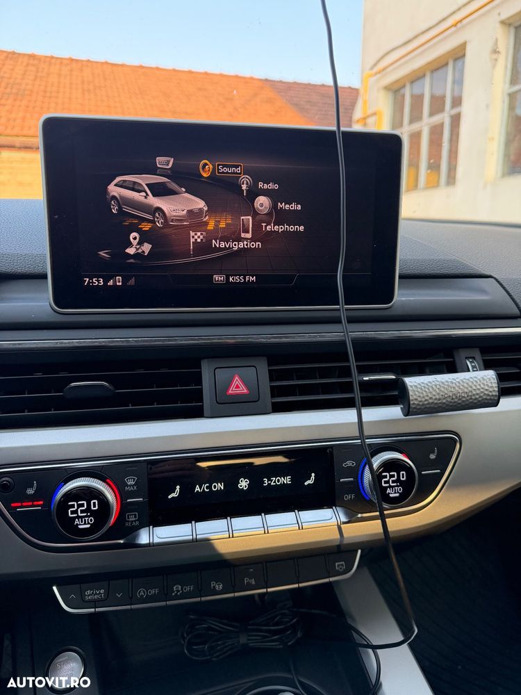 Audi A4 2.0 TDI quattro Stronic - 7