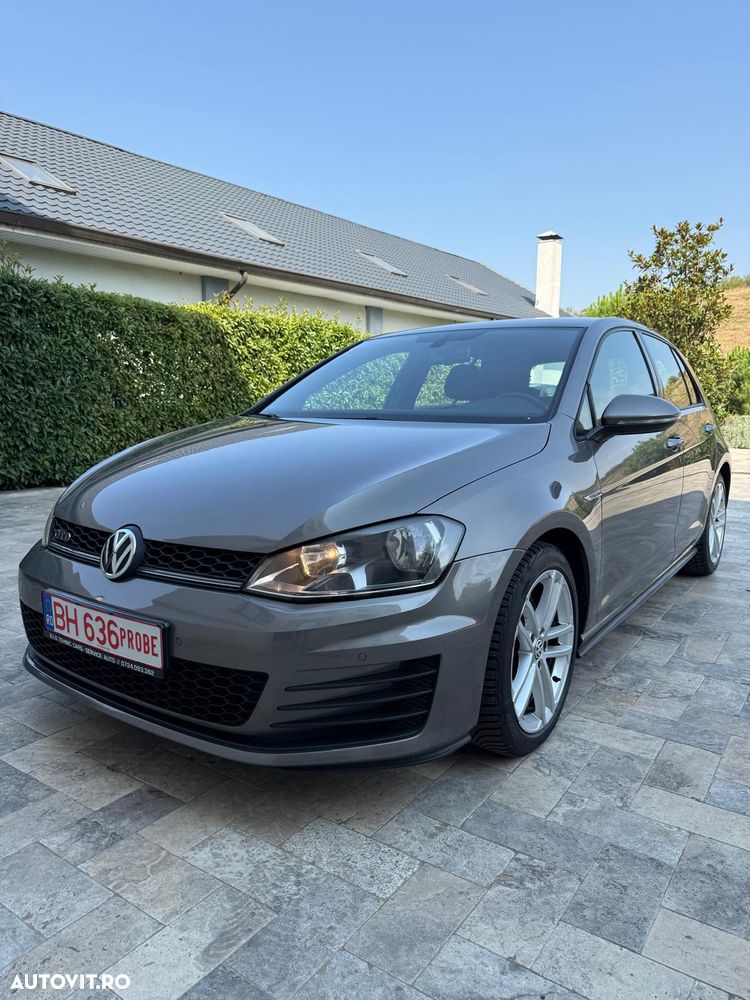 Volkswagen Golf 2.0 TDI DPF BMT DSG GTD - 3