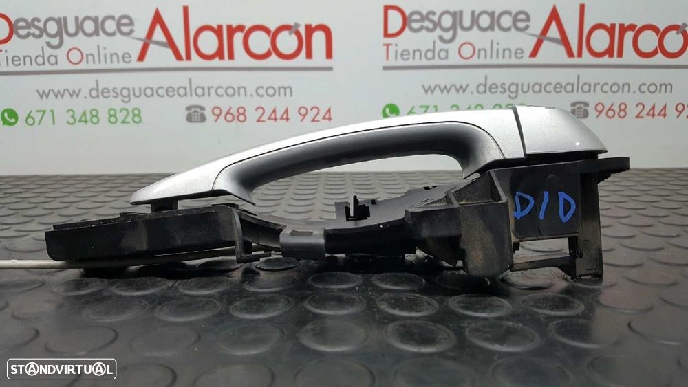 PUXADOR EXTERIOR FRENTE DIREITO BMW SERIE 1 BERLINA (E81/E87) 120D - 8