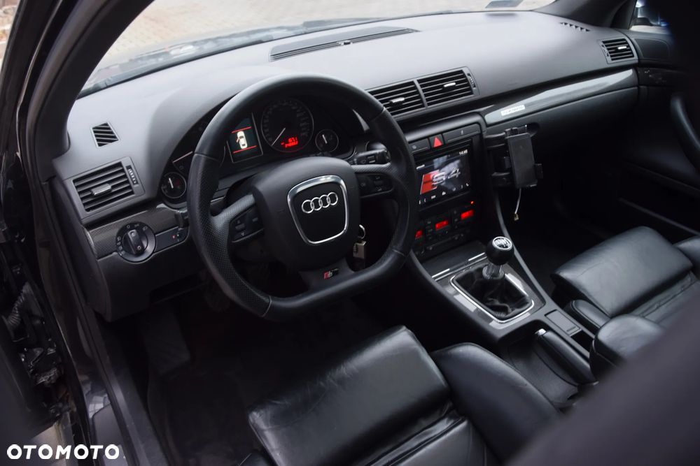 Audi S4 Avant 4.2 Quattro - 8