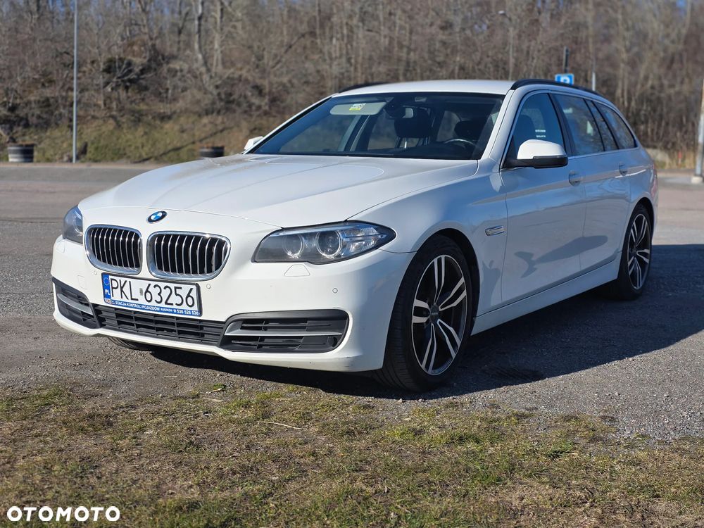 BMW Seria 5 520d xDrive - 4