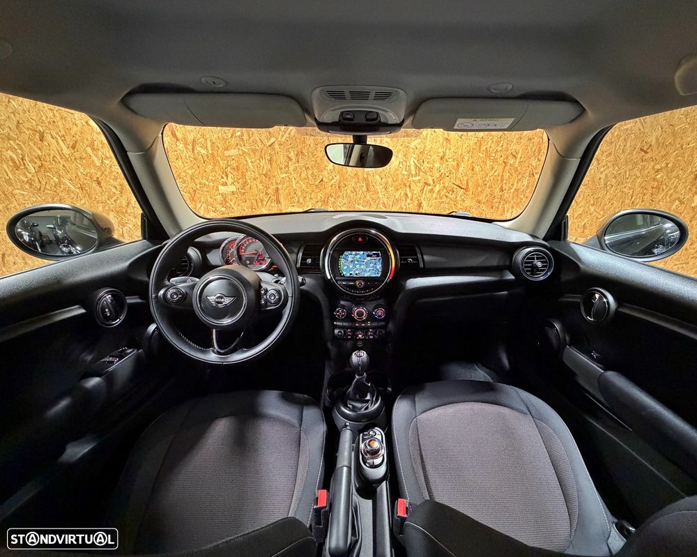 MINI 3 Portas One D - 8