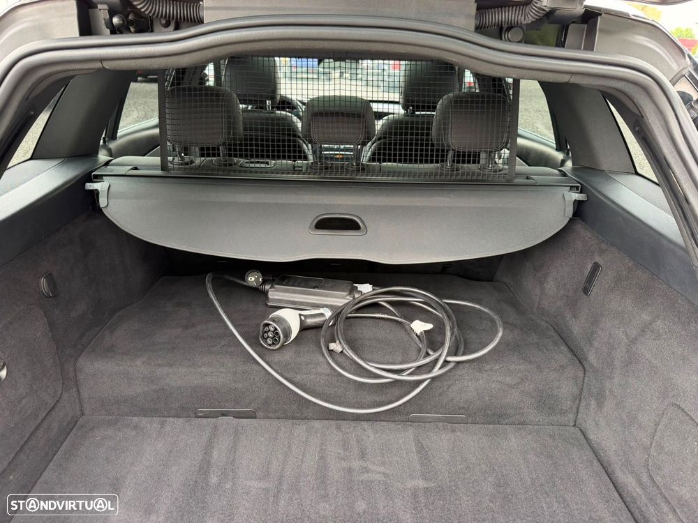 Mercedes-Benz C 300 - 44