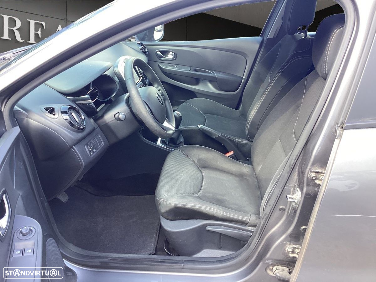 Renault Clio 1.2 16V 75 LIMITED - 5