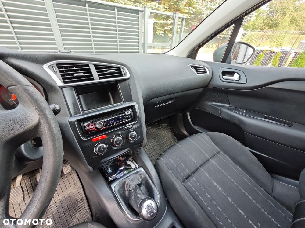 Citroën C4 1.4 VTi Attraction - 17
