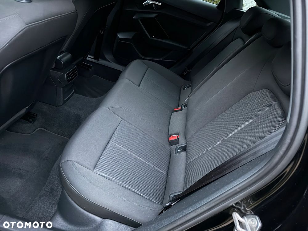 Audi A3 Limousine 35 TFSI S tronic - 33