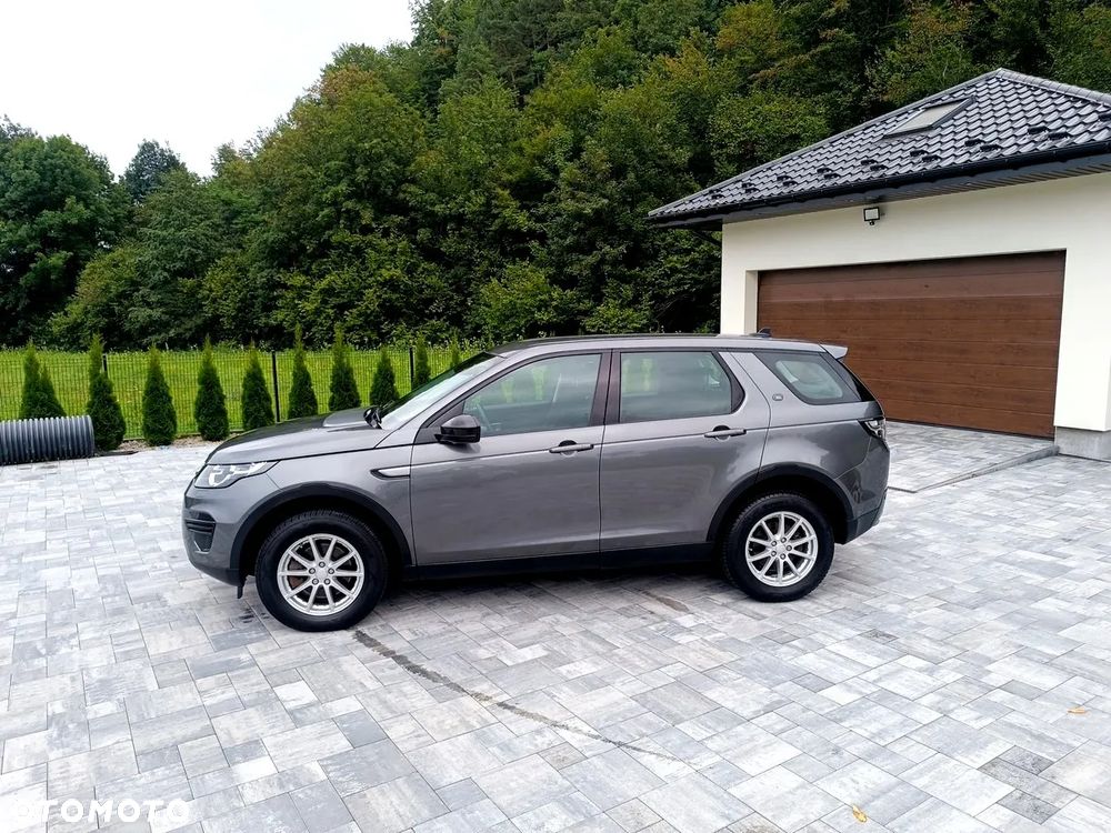 Land Rover Discovery Sport 2.0 TD4 SE - 28
