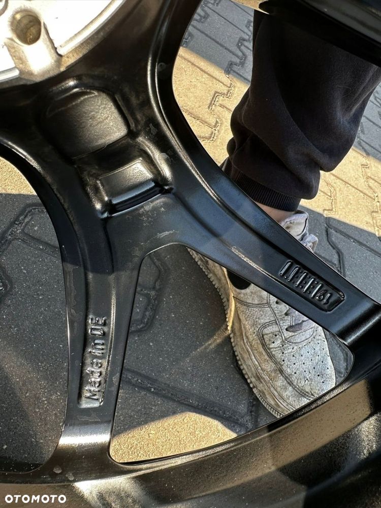 CAŁE KOŁA MERCEDES GOODYEAR 275/35R20 - 7