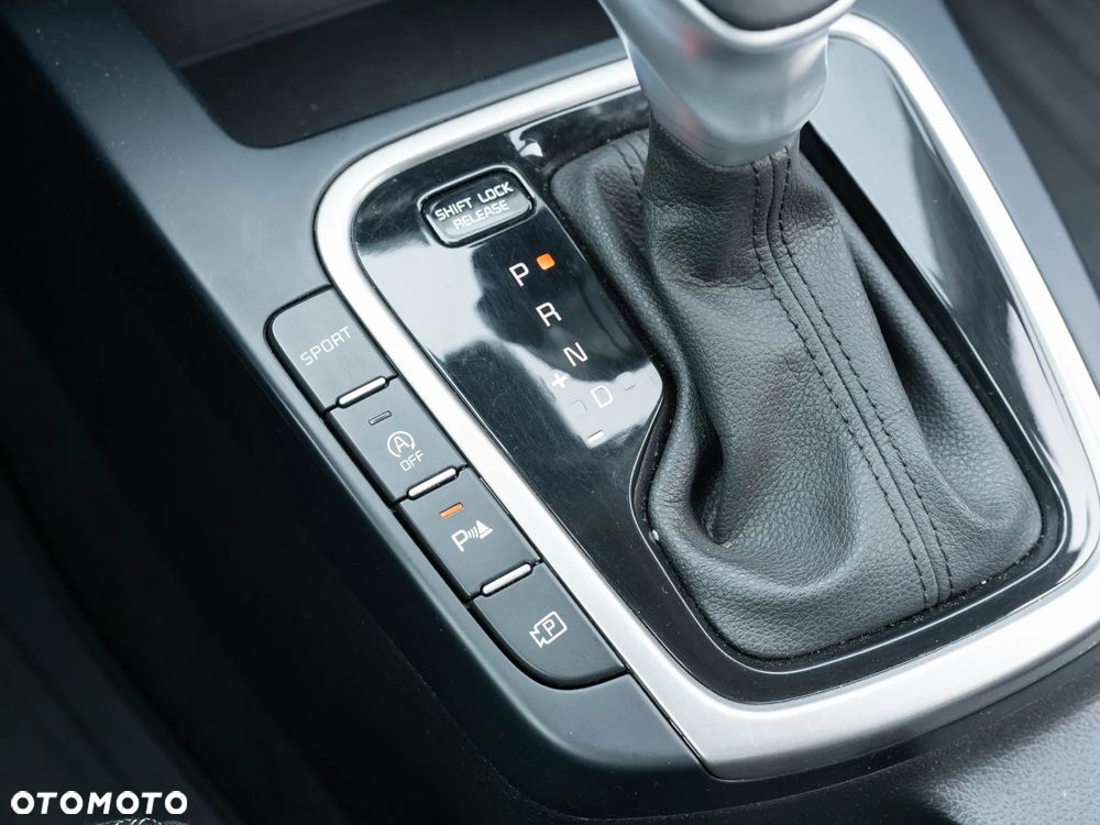 Kia Ceed 1.5 T-GDI M DCT - 33