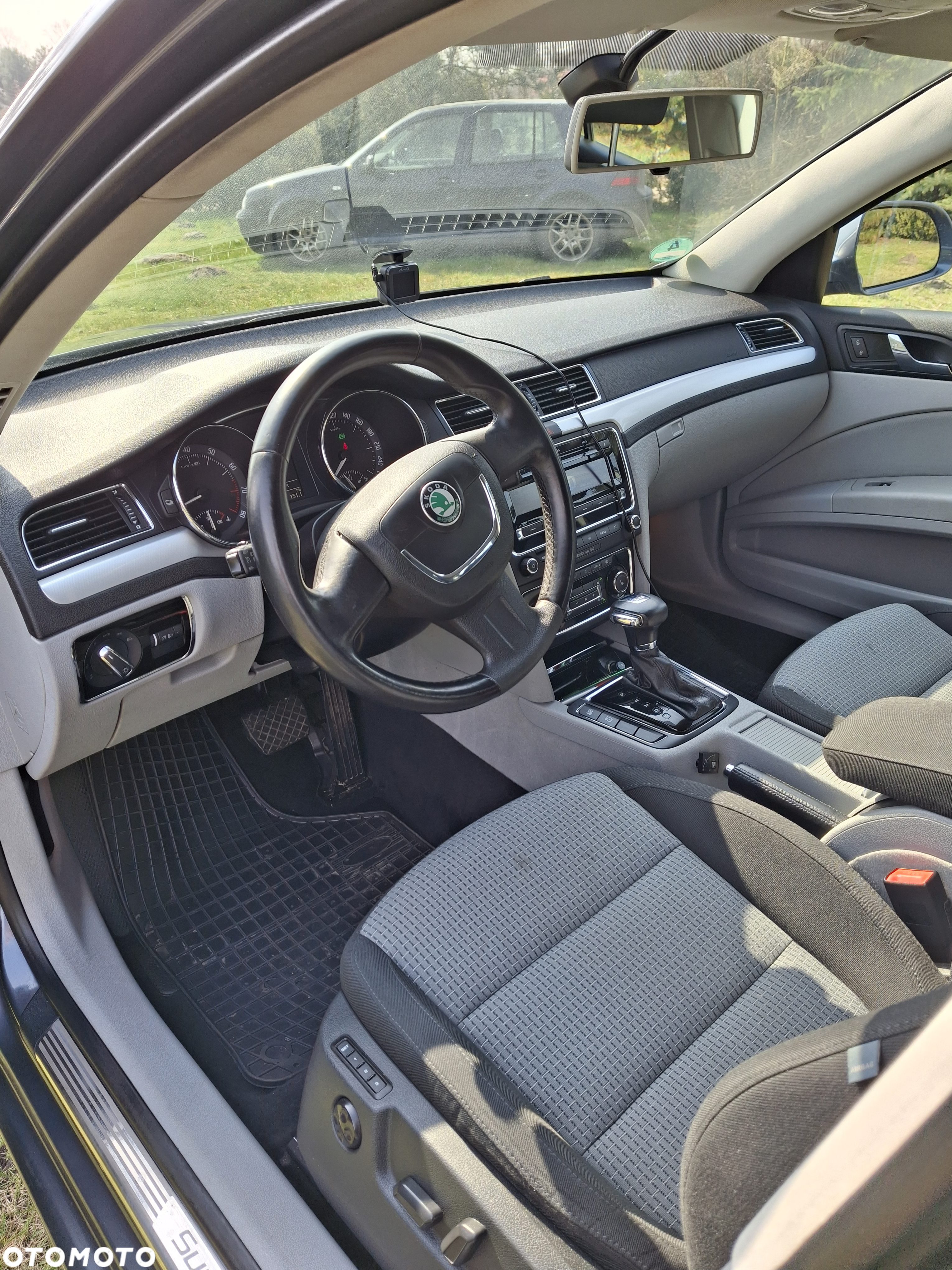 Skoda Superb 1.8 TSI Comfort DSG - 9