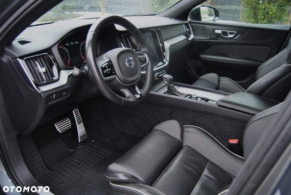 Volvo S60 T6 AWD Geartronic RDesign - 5