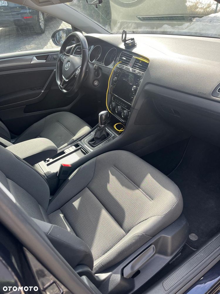 Volkswagen Golf 1.6 TDI SCR DSG Comfortline - 9