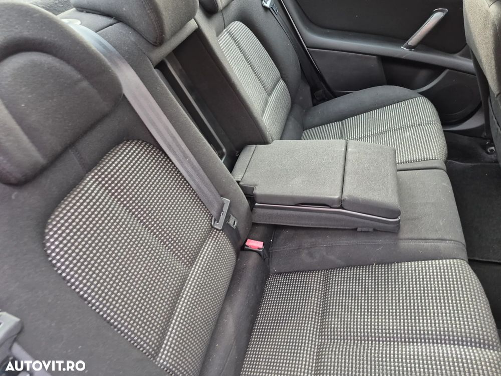 Peugeot 407 HDi 135 Automatik Platinum - 27