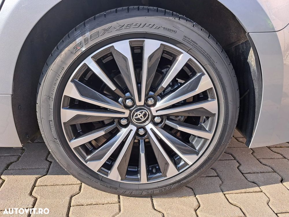 Toyota Corolla 2.0 HSD Exclusive - 13