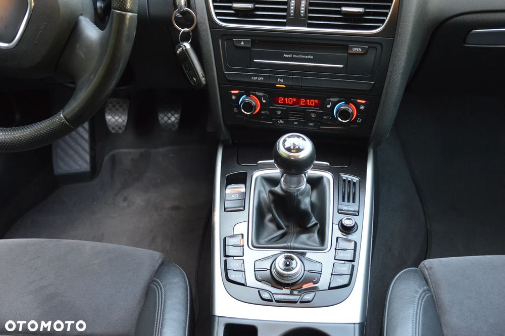 Audi A4 Avant - 30