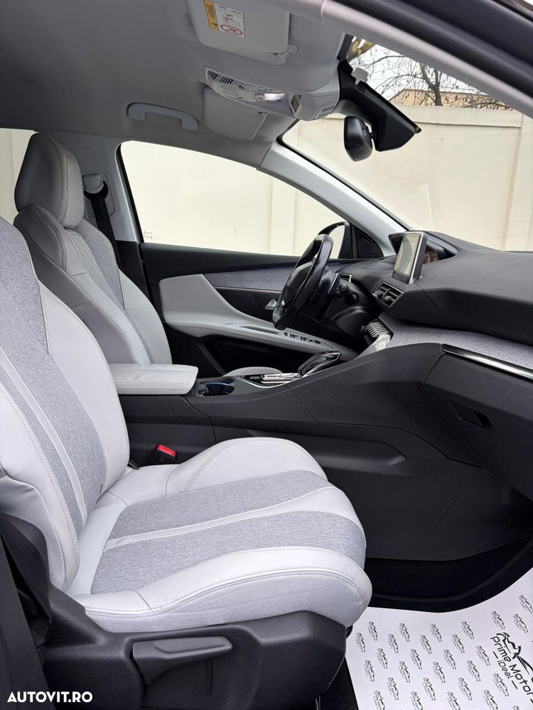 Peugeot 3008 BlueHDi 130 Stop & Start EAT8 Allure - 24