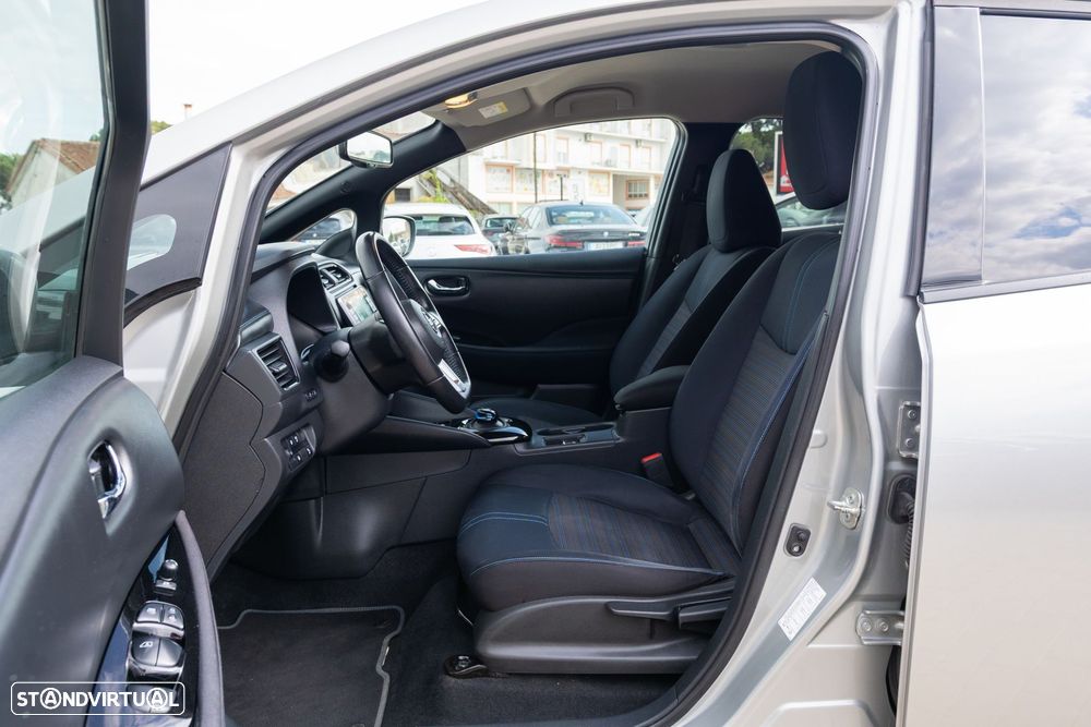 Nissan Leaf N-Connecta - 11