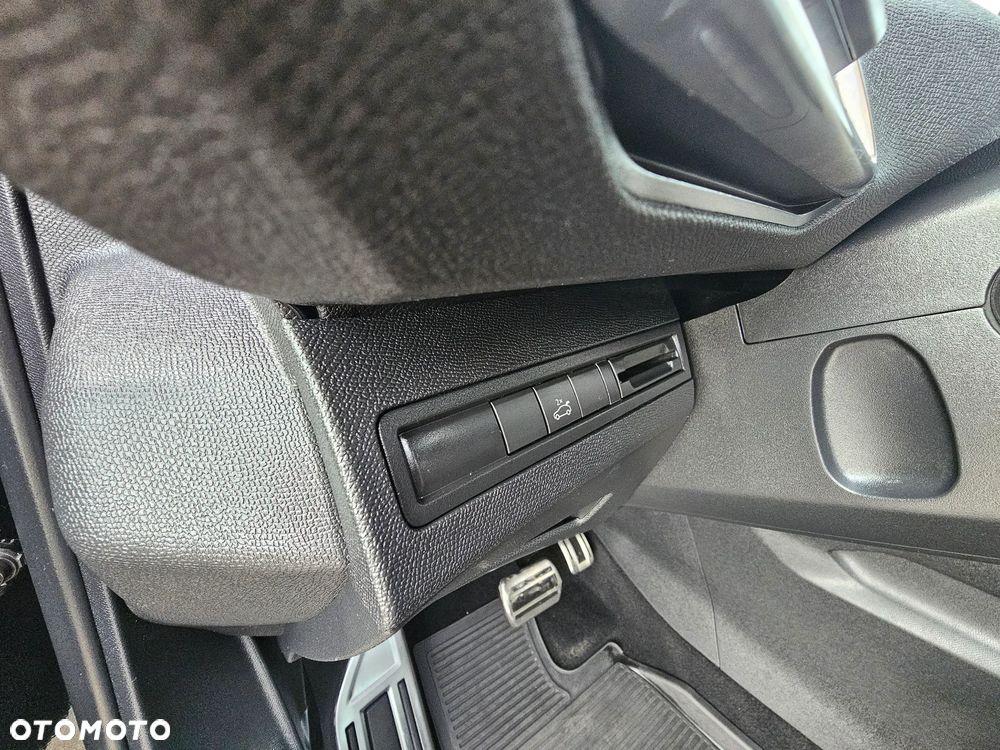 Peugeot 5008 2.0 BlueHDI GT S&S EAT8 - 19