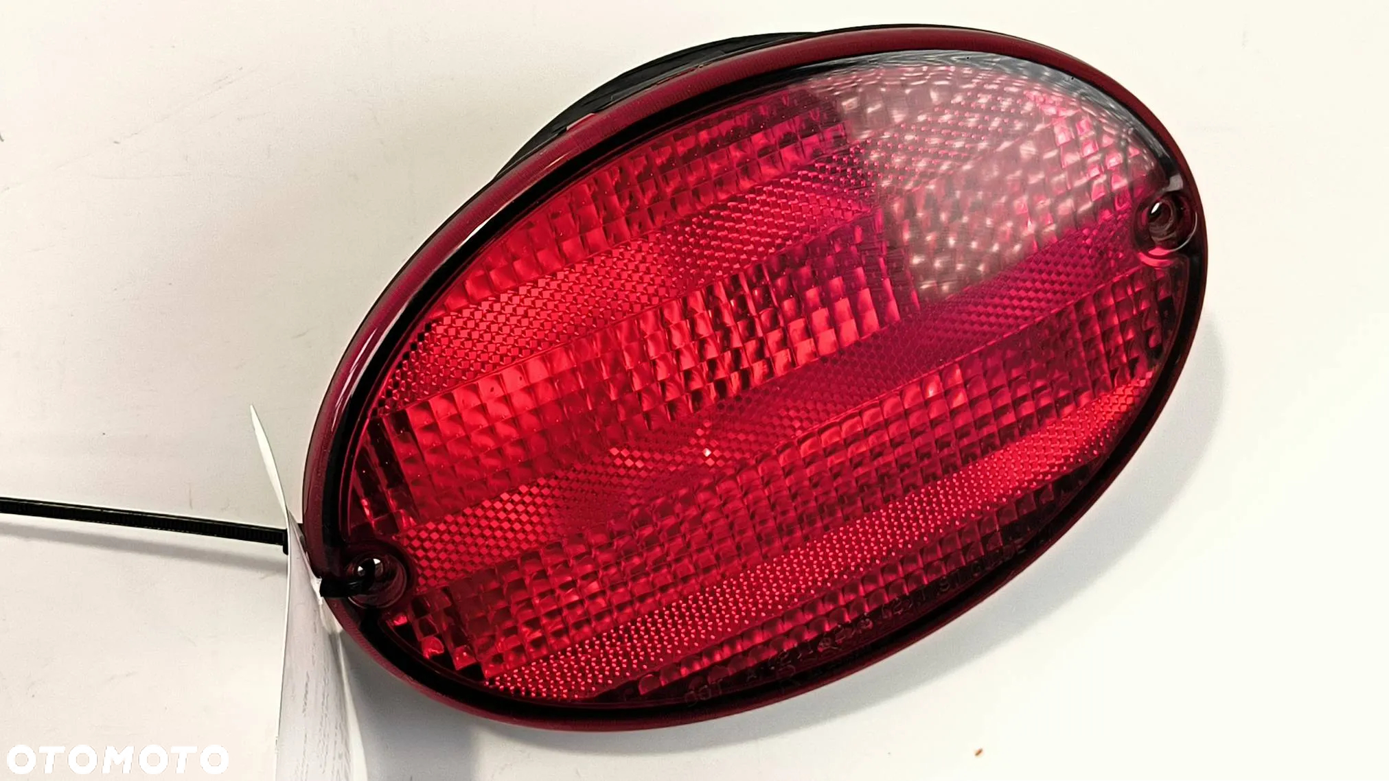 Lampa tylna lewa 16523629A / prawa 16523630A  Chevrolet Corvette C5 Coupe 2003r. Z06 5,7 B - 19