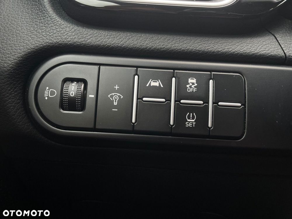 Kia Ceed 1.5 T-GDI Business Line DCT - 35