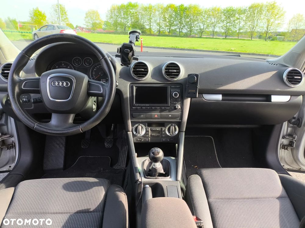 Audi A3 Sportback 1.9 TDI DPF Attraction - 8