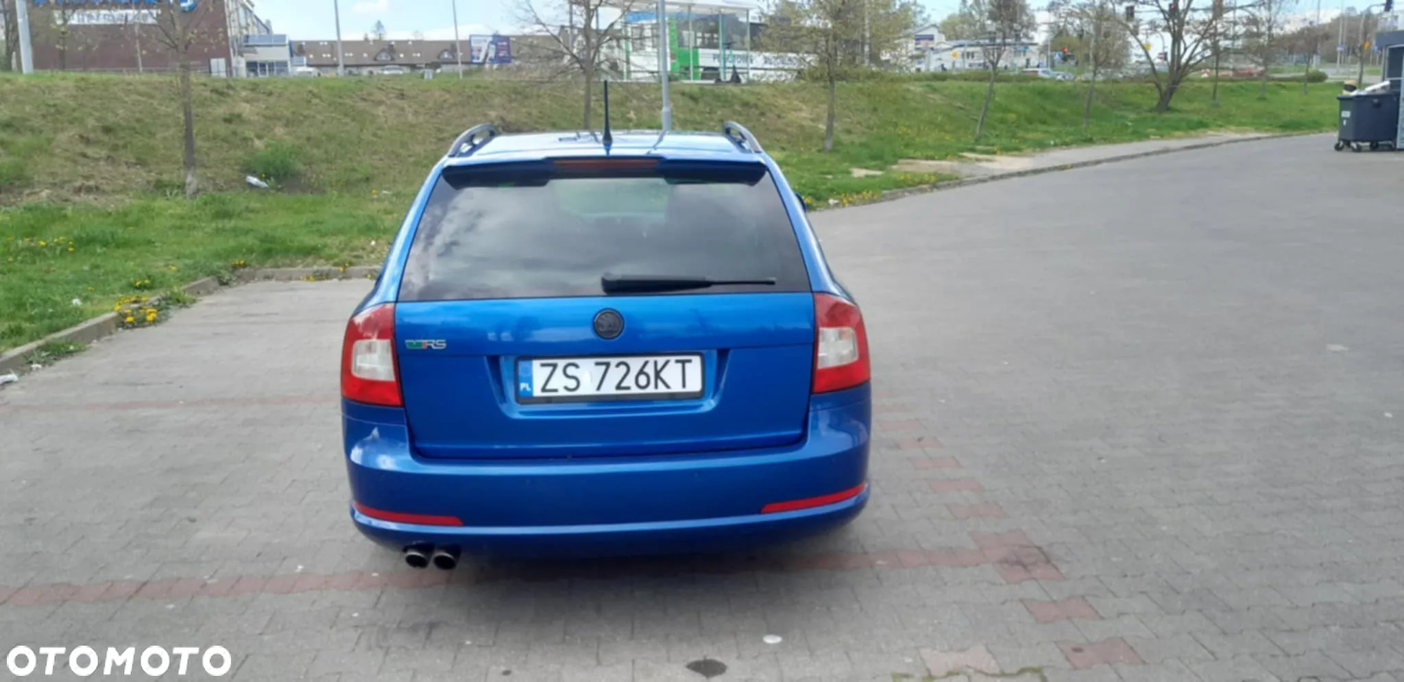 Skoda Octavia Combi 2.0 TSI DSG RS - 4
