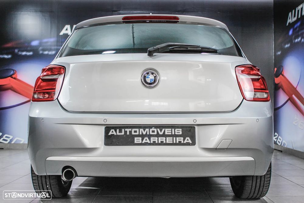 BMW 118 d Line Urban - 28