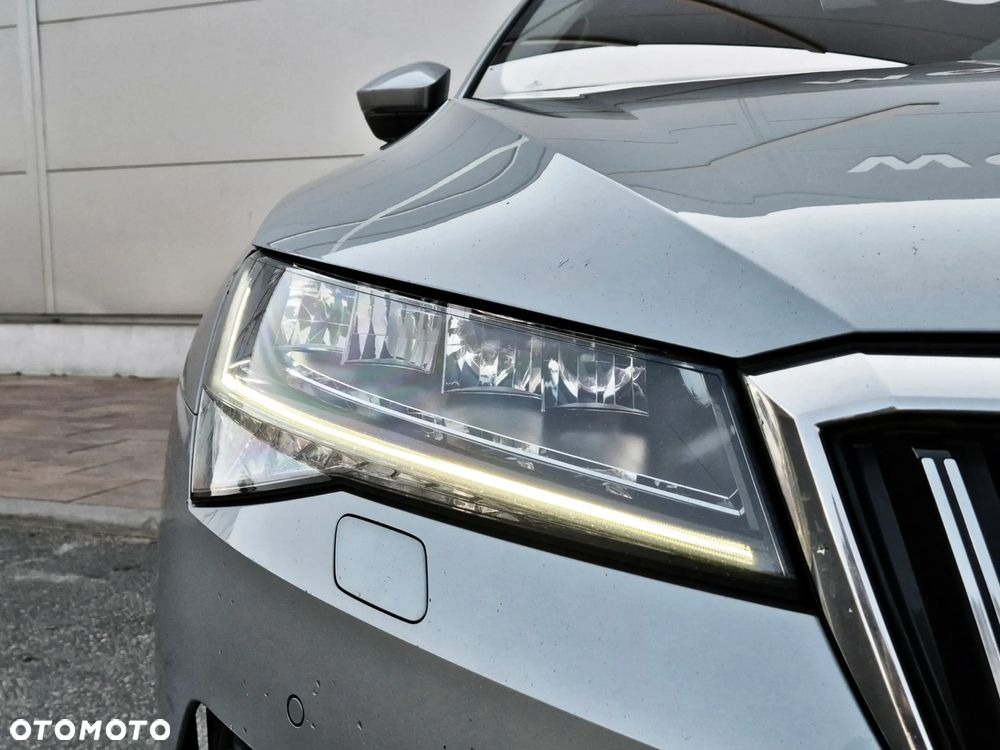 Skoda Superb 1.6 TDI Ambition DSG - 10