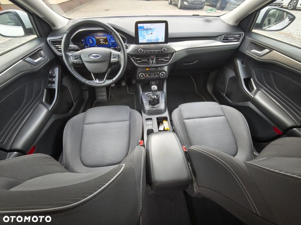 Ford Focus 1.5 EcoBlue STart-Stopp-System TITANIUM X - 23
